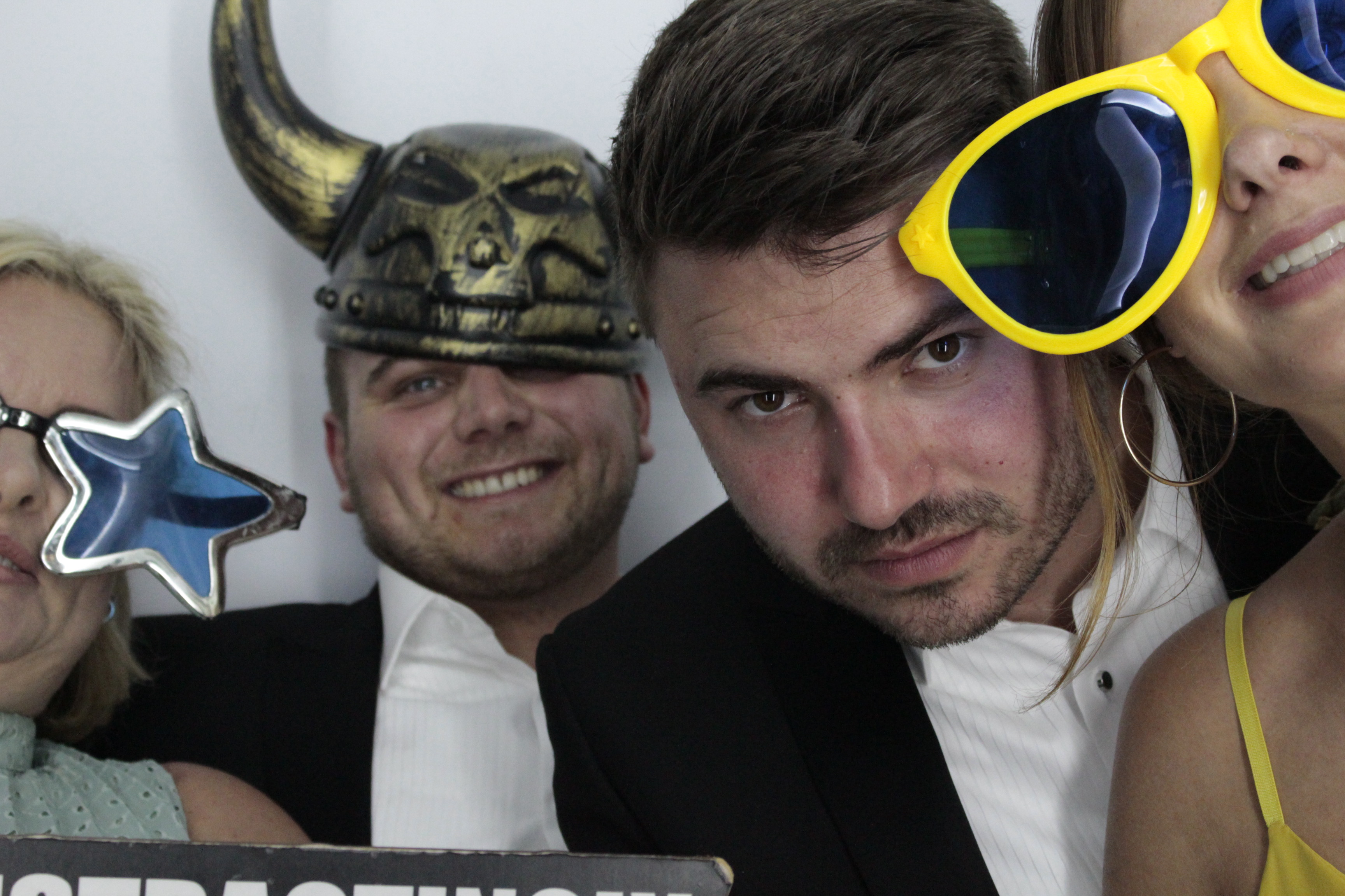 Jon and Sarah’s Wedding | View more photos from the event at gallery.myphotoboothexperience.co.uk/u/MyPhotoBoothExperienceLtd/Jon-and-Sarah’s-Wedding